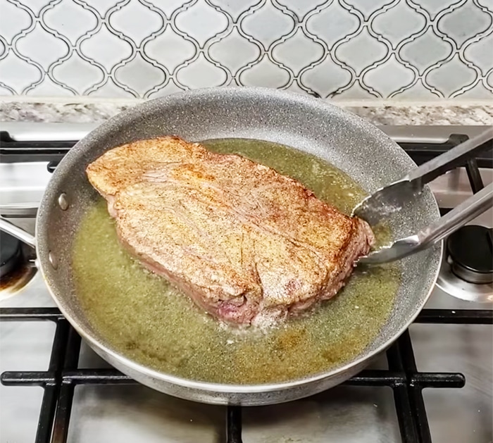 How To Make Crockpot Pot Roast - Brown Gravy Recipes - Beef Chuck Roast Recipe