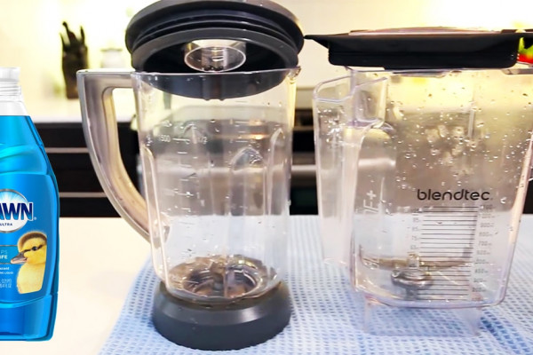 How To Clean A Blender In 1 Minute - DIY Blender -Kitchen Cleaning