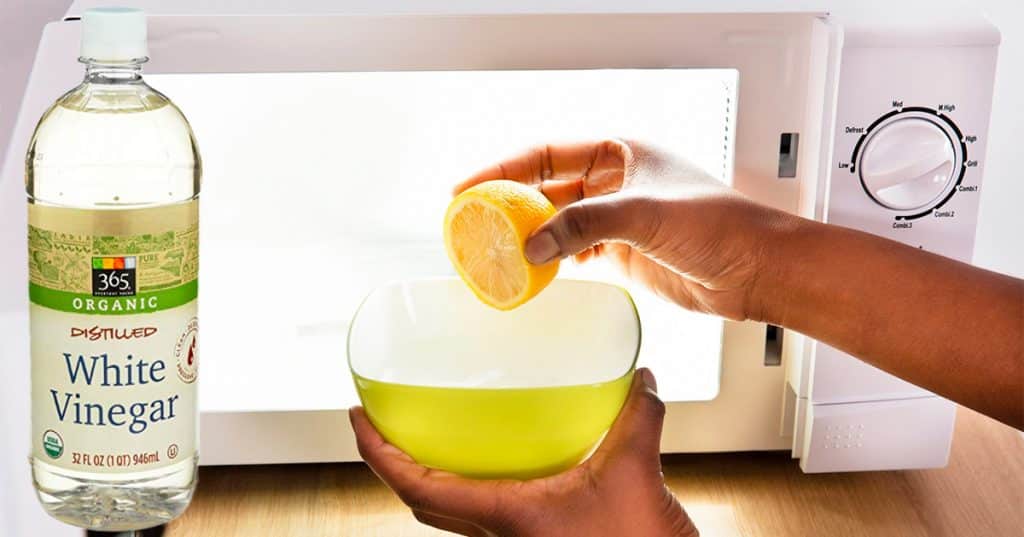 How To Clean A Microwave With Lemon And Vinegar - DIY Cleaning - Natural Kitchen Cleaning