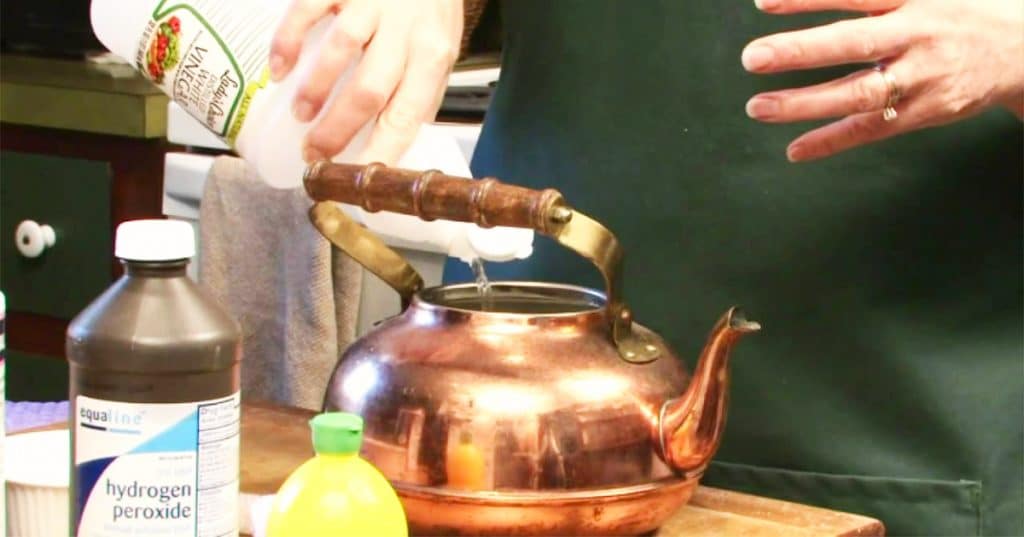 How To Clean Tea Kettles With Natural Ingredients - DIY Clean Tea Kettles - Kitchen Cleaning Tips and Tricks