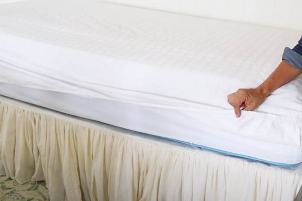 How To Make A Fitted Sheet From A Flat Sheet - DIY Fitted Sheet - DIY Sewing