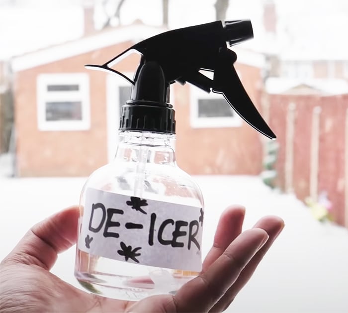 How To Make A Homemade De-Icer Spray/DeFrost Your Car | Cheap With Results
