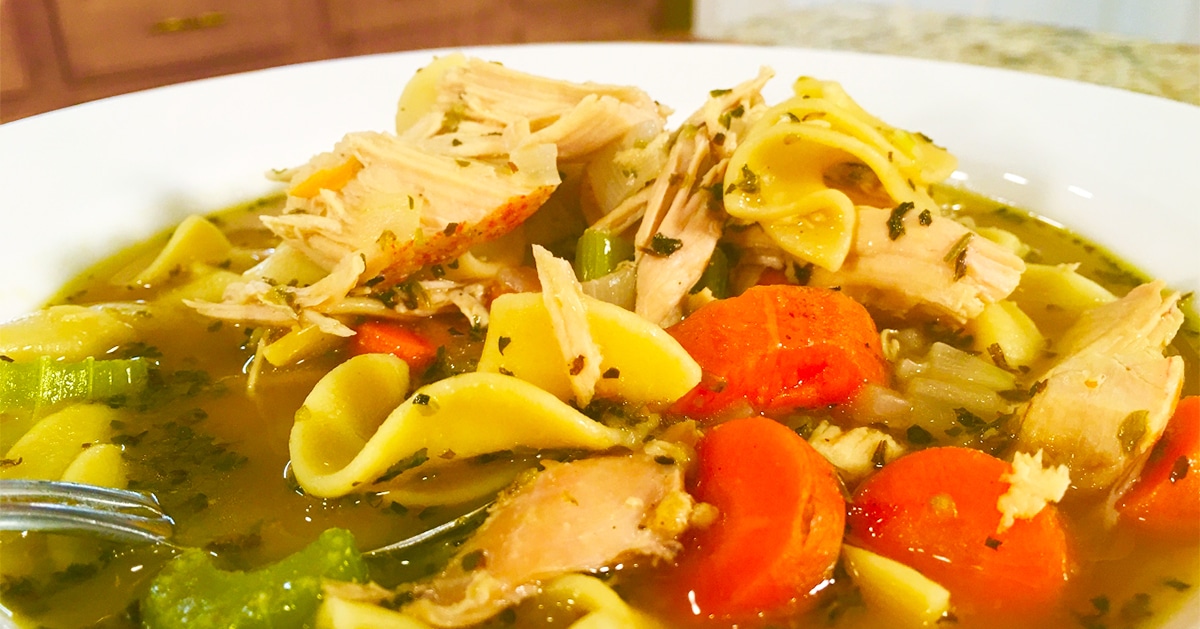 Lazy Man’s Chicken Noodle Soup Recipe | DIY Joy Projects and Crafts Ideas