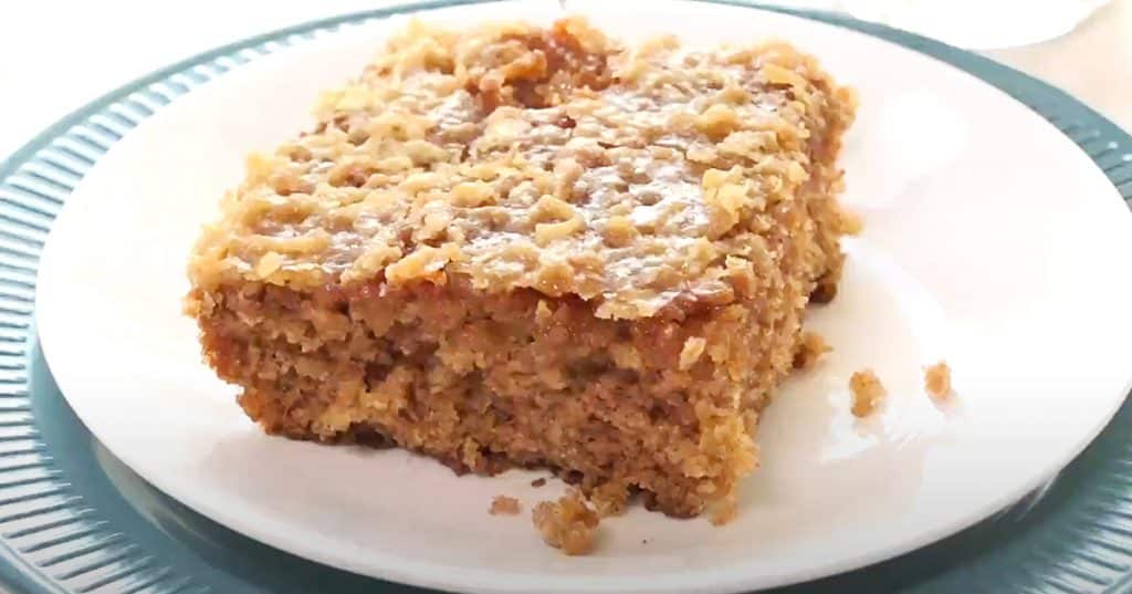 Old Fashioned Oatmeal Cake Recipe - Oatmeal Cake Recipes - Oatmeal Desserts