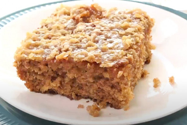 Old Fashioned Oatmeal Cake Recipe - Oatmeal Cake Recipes - Oatmeal Desserts