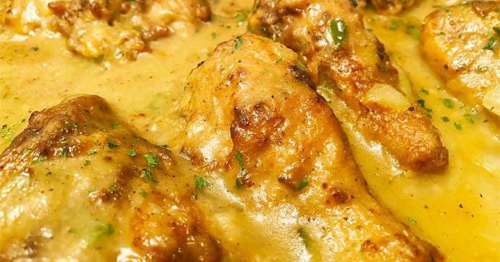 Smothered Chicken And Gravy Recipe - Chicken and Gravy Recipes - Chicken dinner Recipes