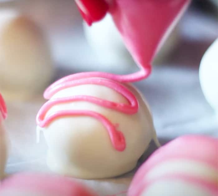Valentines Day Dessert Ideas - Valentines Truffles Recipe - Strawberry Cheesecake Recipes