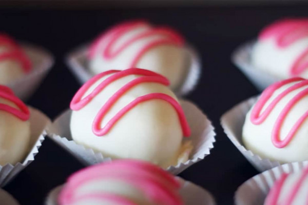 Strawberry Cheesecake Truffles Recipe - Truffles Recipe - Cheesecake Truffles