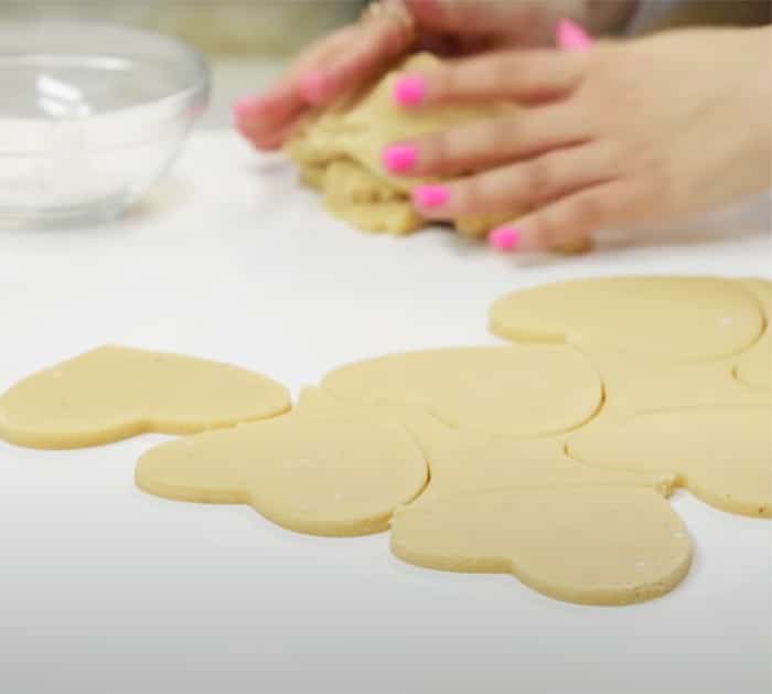 How To Make Sugar Cookies - Heart Shaped Cookies - Homemade Sugar Cookies
