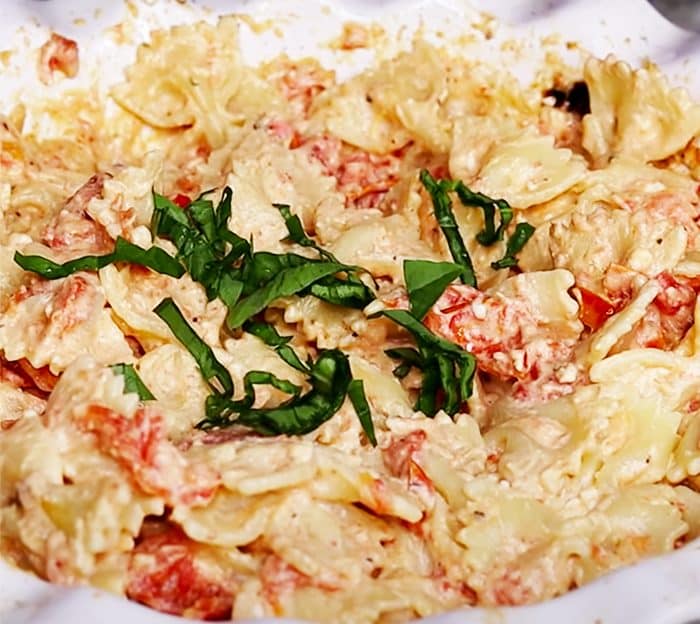Food TikTok Recipes - Viral Tiktok Recipes - Feta cheese Pasta - Homemade Pasta dinners