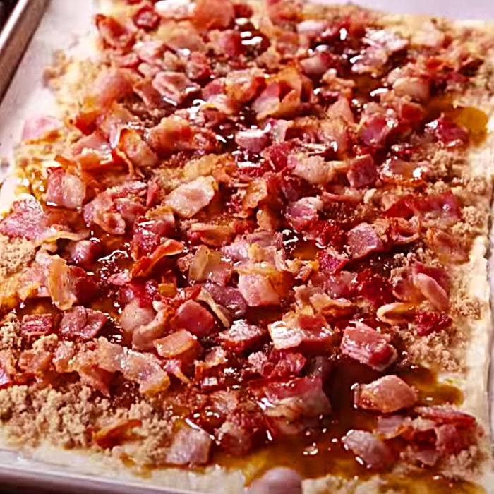 Maple Bacon Crack Recipe - How To make Bacon Crack With Canned Crescent Rolls - Easy Snack Ideas 