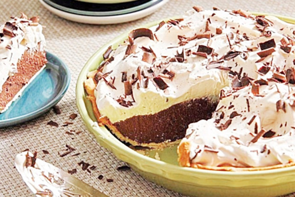 Chocolate Cream Pie With Paula Deen - How To Make Chocolate Pie - Easy Dessert Recipes