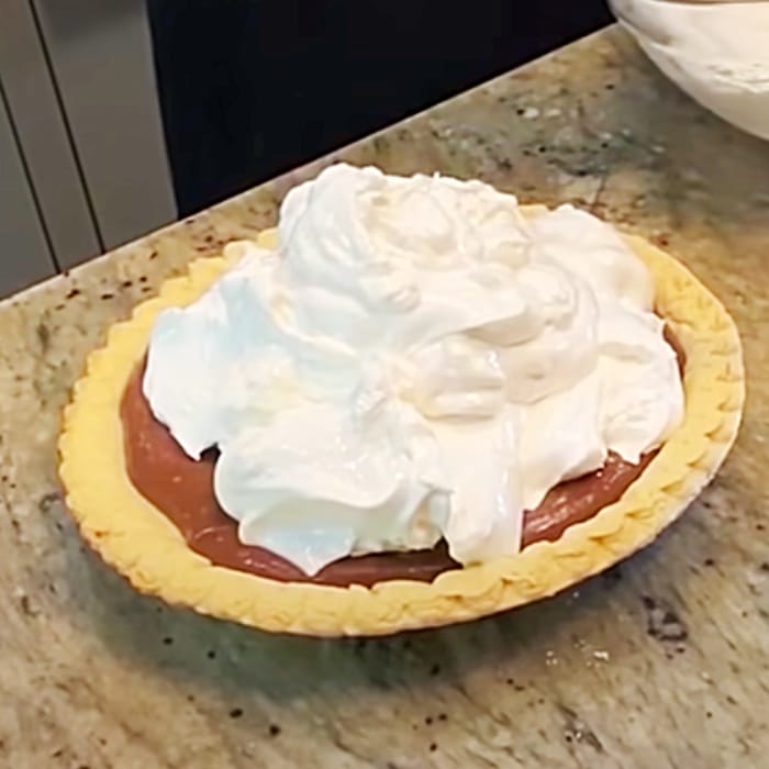 Chocolate Cream Pie With Paula Deen - How To Make Chocolate Pie - Easy Dessert Recipes