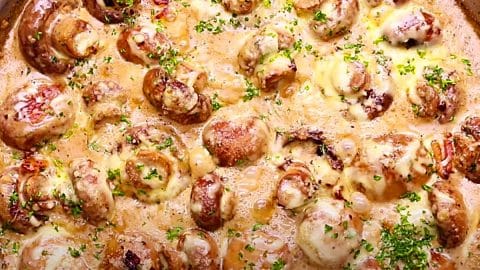 Creamy Mushrooms With Bacon Recipe | DIY Joy Projects and Crafts Ideas