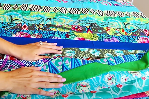 How To Sew A Jelly Roll Quilt - Beginners Quilt Pattern - Free Quilt Pattern