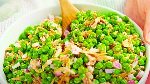 Southern-Style Pea Salad Recipe | DIY Joy Projects and Crafts Ideas
