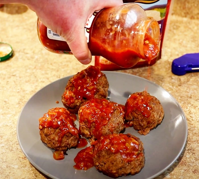 EASY Baked Beef and Bean Meatballs - Oven Baked Meatballs - Ground Beef Recipes