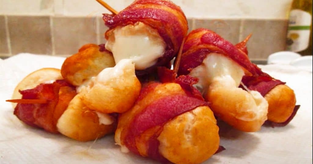 Cheesy Bacon Biscuit Bombers Recipe - Cheese Bacon Biscuit - Cheese Bombers
