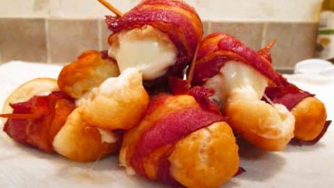 Cheesy Bacon Biscuit Bombers Recipe | DIY Joy Projects and Crafts Ideas