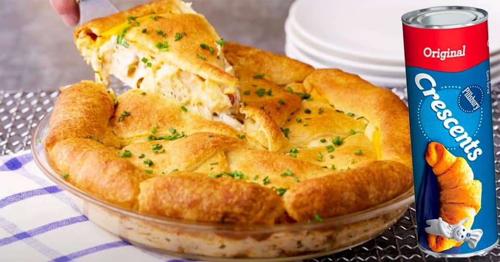 Chicken Bacon Ranch Crescent Bake Recipe - Chicken Dinner Recipes- Canned Crescent Rolls Recipe