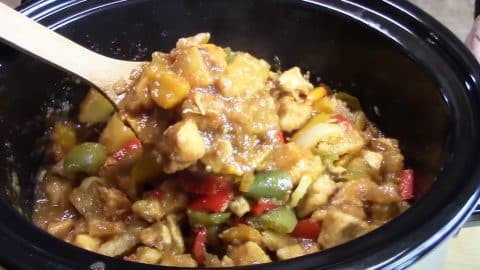 Crockpot Sweet And Sour Chicken Recipe | DIY Joy Projects and Crafts Ideas