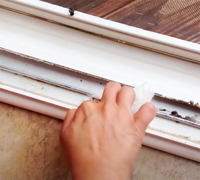 Easy Ways to Clean Slide Doors and Window Sills - Use Baking Soda and Peroxide To Clean Tracks