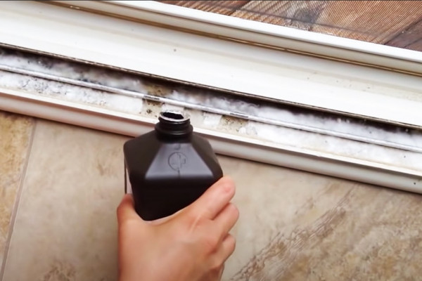 How To Clean Slide Doors Or Window Tracks - DIY Clean Slide Door Tracks