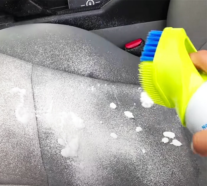 Use Oxi Clean To Remove Stains on Car Seats - Car Seat Stain Removal - DIY Stains on Car Seats