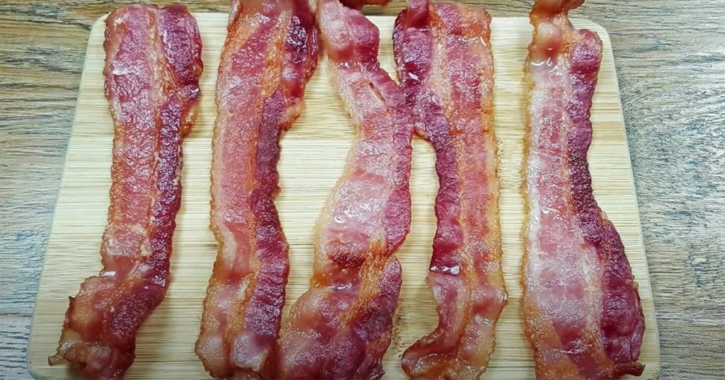 How To Cook Bacon In The Microwave - Evenly Cooked Bacon - Microwavable Bacon