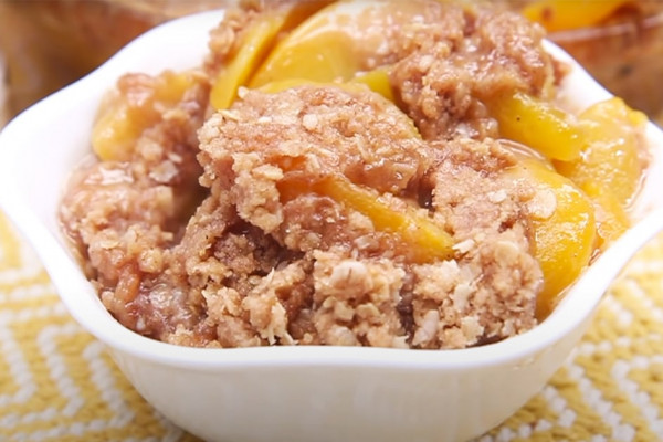Old Fashioned Peach Crisp Recipe - Old Fashioned Recipes - Peach Recipes