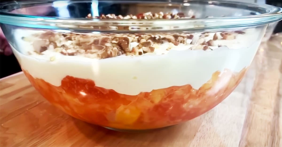 Old Fashioned Peach Jello Salad Recipe | DIY Joy Projects and Crafts Ideas