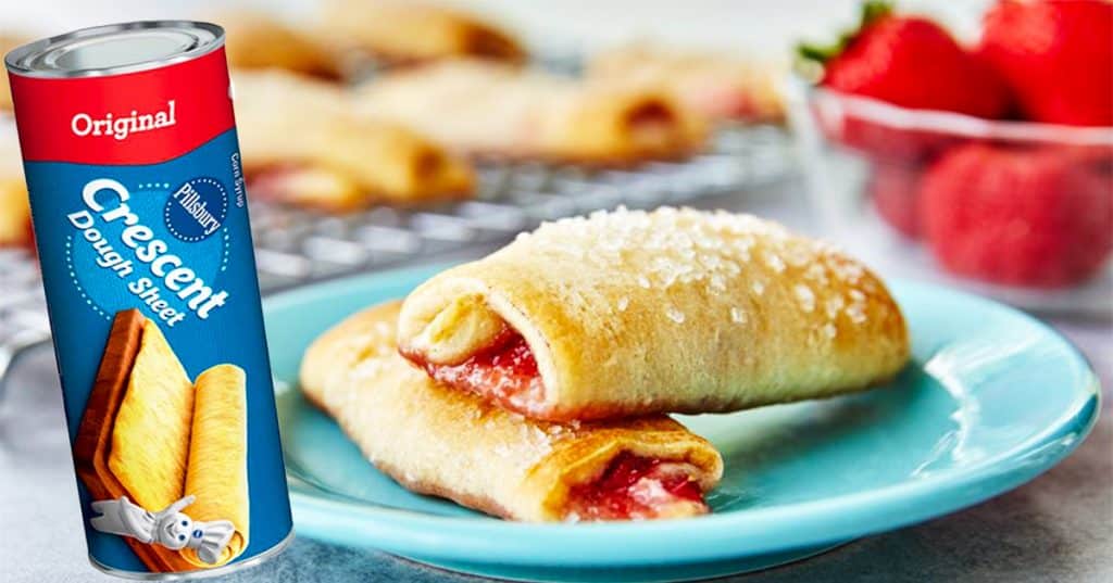 Strawberry Cheesecake Crescent Roll Up Recipe - Canned Crescent Rolls