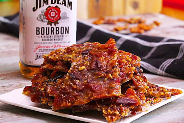 Bourbon Bacon Brittle Recipe - How To Make Bacon Candy - Easy bacon Snack Ideas
