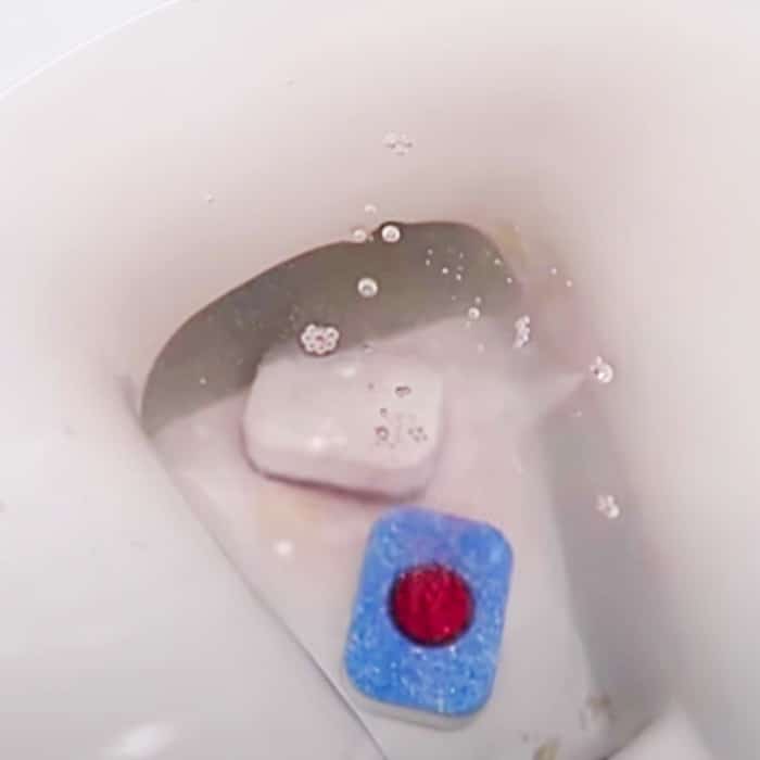 Clean A Toilet With Dishwasher Tabs - Easy Toilet Cleaning Hack - Dishwasher Tablet Cleaning Hack
