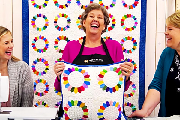 How To Make Three Dresden Quilt Blocks - How To Make A Dresden Quilt Blocks - Scrappy Quilt Block Ideas