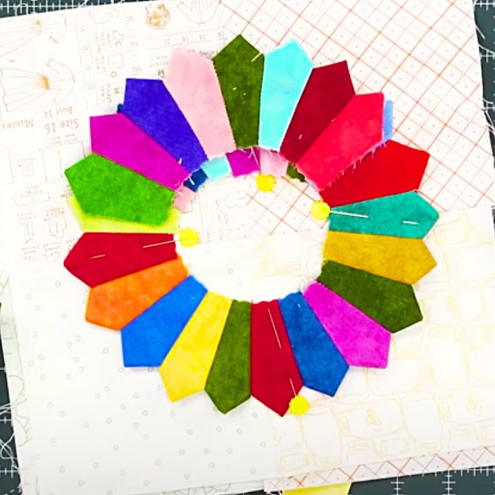 How To Make Three Dresden Quilt Blocks - How To Make A Dresden Quilt Blocks - Scrappy Quilt Block Ideas