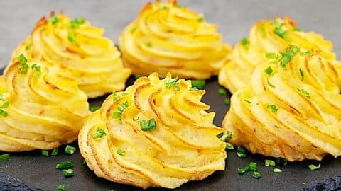 Parmesan Chili Duchess Potatoes Recipe | DIY Joy Projects and Crafts Ideas
