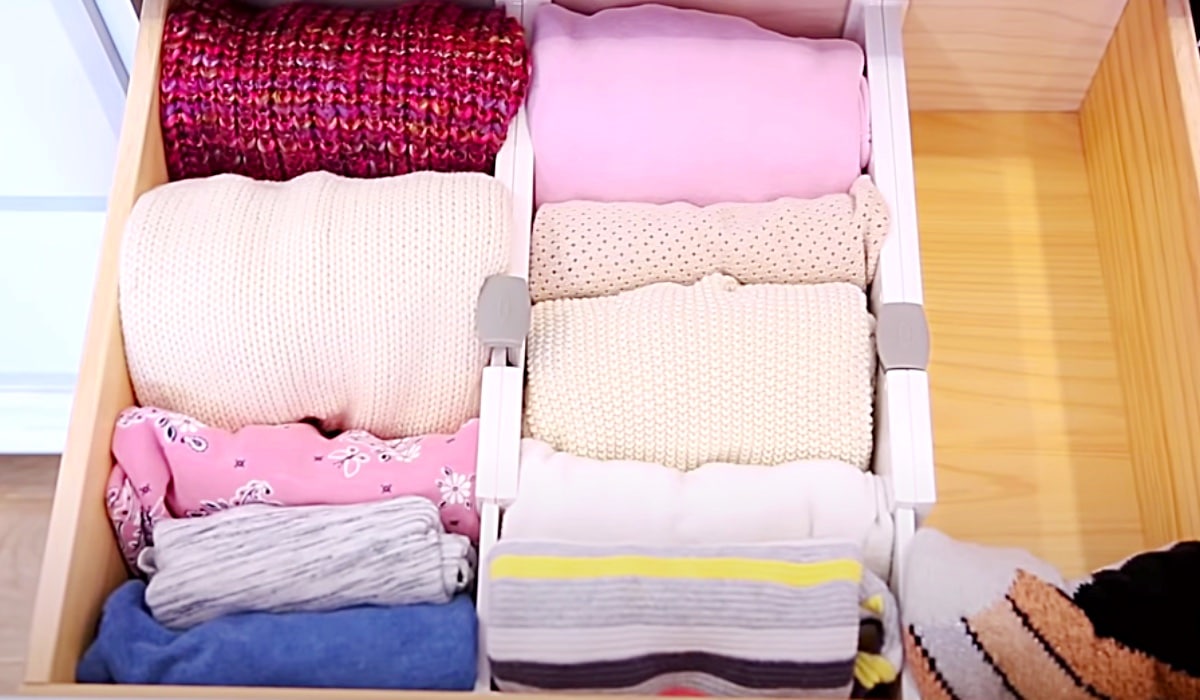 How To Fold And Organize Clothes Properly | DIY Joy Projects and Crafts Ideas