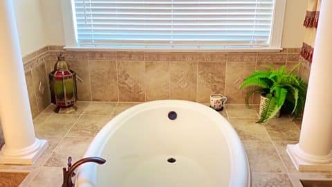 How To Maintenance Clean A Garden Tub | DIY Joy Projects and Crafts Ideas