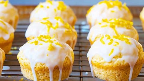 Easy Lemon Muffins Recipe | DIY Joy Projects and Crafts Ideas