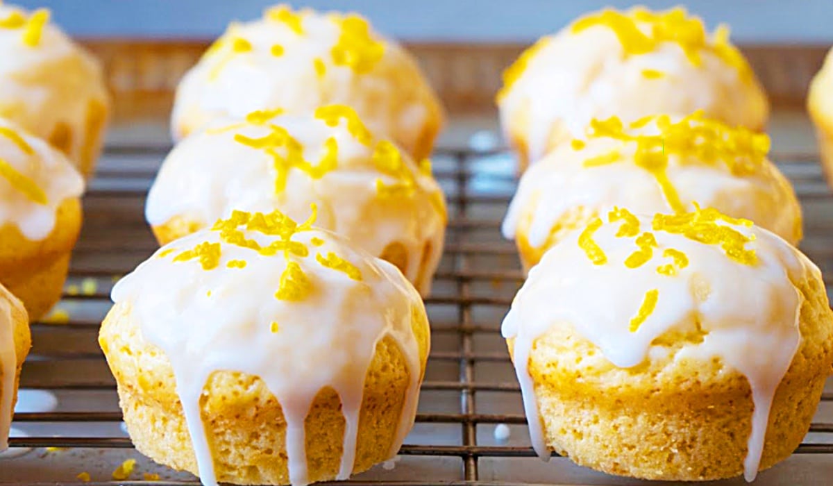 Easy Lemon Muffins Recipe | DIY Joy Projects and Crafts Ideas