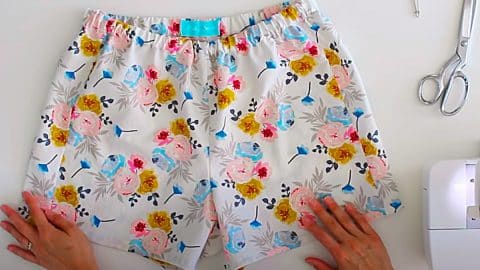 How To Make Easy Pajama Shorts With Free Pattern | DIY Joy Projects and Crafts Ideas