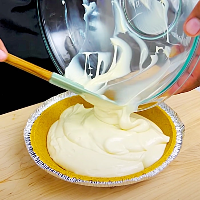 Easy Pie Recipe - Icebox Pie Recipe - How To Make A Fruit Pie