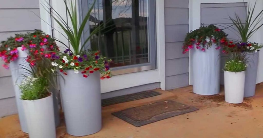 DIY Tall Patio Planter From Trash Can - DIY Patio Planter