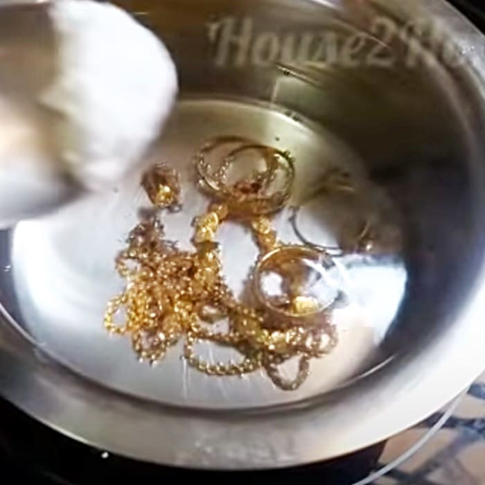 How To Clean Gold Jewelry At Home - Easy Jewelry Cleaning - Make Jewelry Look New Again