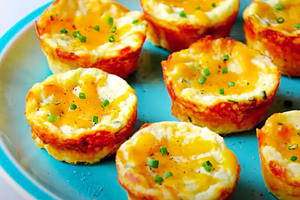 Cheesy Leftover Mashed Potatoes Recipe - Easy Leftover Ideas - Easy side Dish Ideas