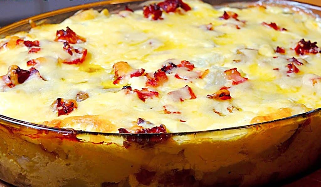 Baked Potato Casserole Recipe - Easy Side Dish Ideas - Easy Potato Recipes