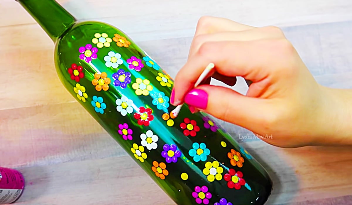 Free Craft Idea: Turn A Leftover Wine Bottle Into Colorful Art