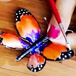 How To Make Butterflies From Plastic Spoons