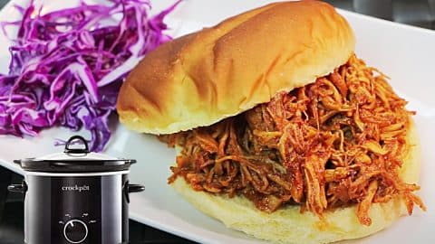 Crockpot Pulled Chicken Recipe | DIY Joy Projects and Crafts Ideas